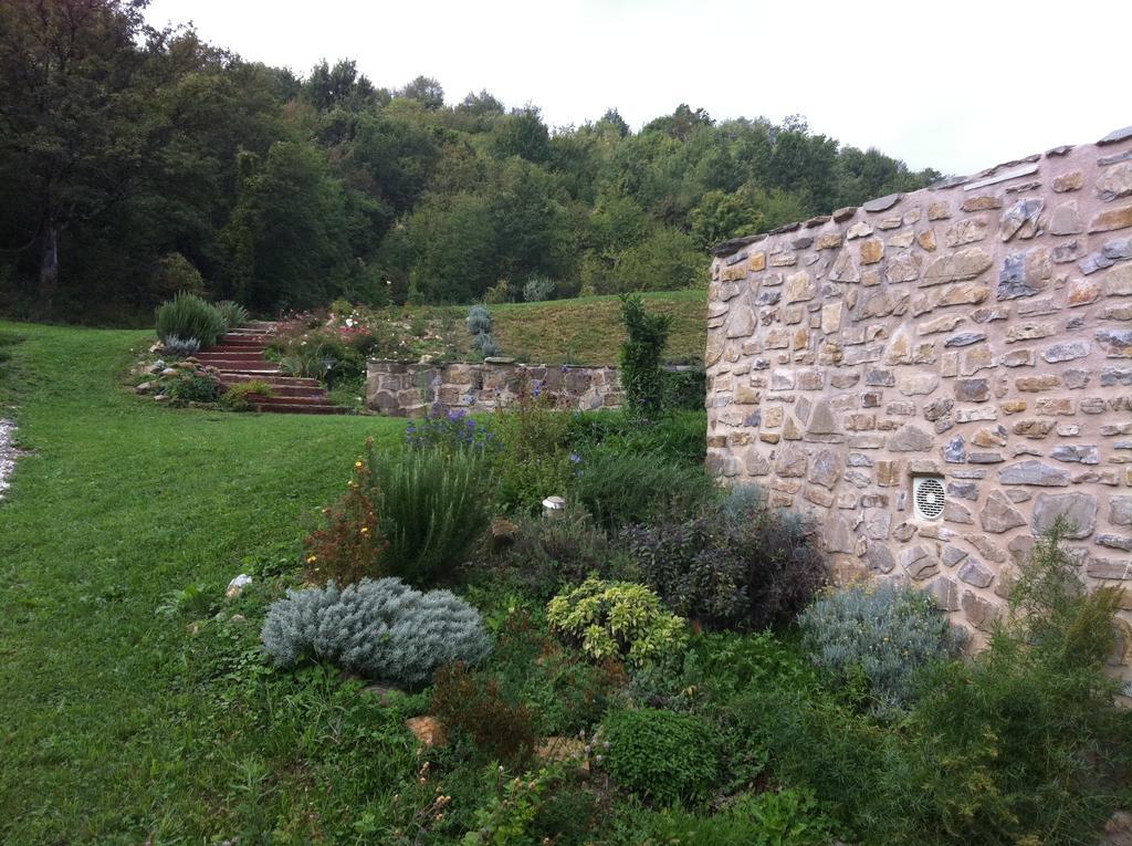 Il Giardino Di Rosmarino Bed & Breakfast Pontremoli Dış mekan fotoğraf