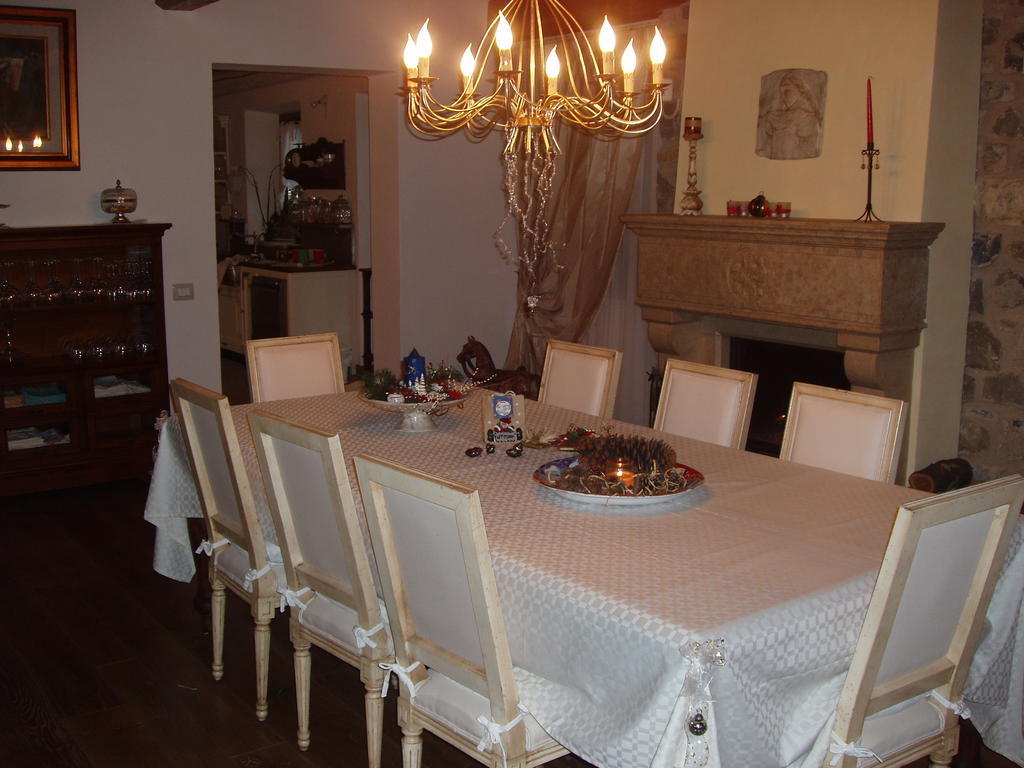 Il Giardino Di Rosmarino Bed & Breakfast Pontremoli Dış mekan fotoğraf