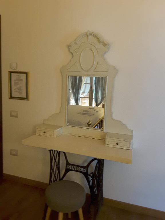 Il Giardino Di Rosmarino Bed & Breakfast Pontremoli Dış mekan fotoğraf